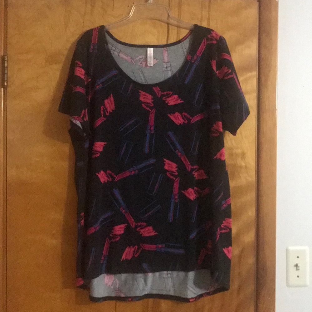 LuLaRoe Lipstick top